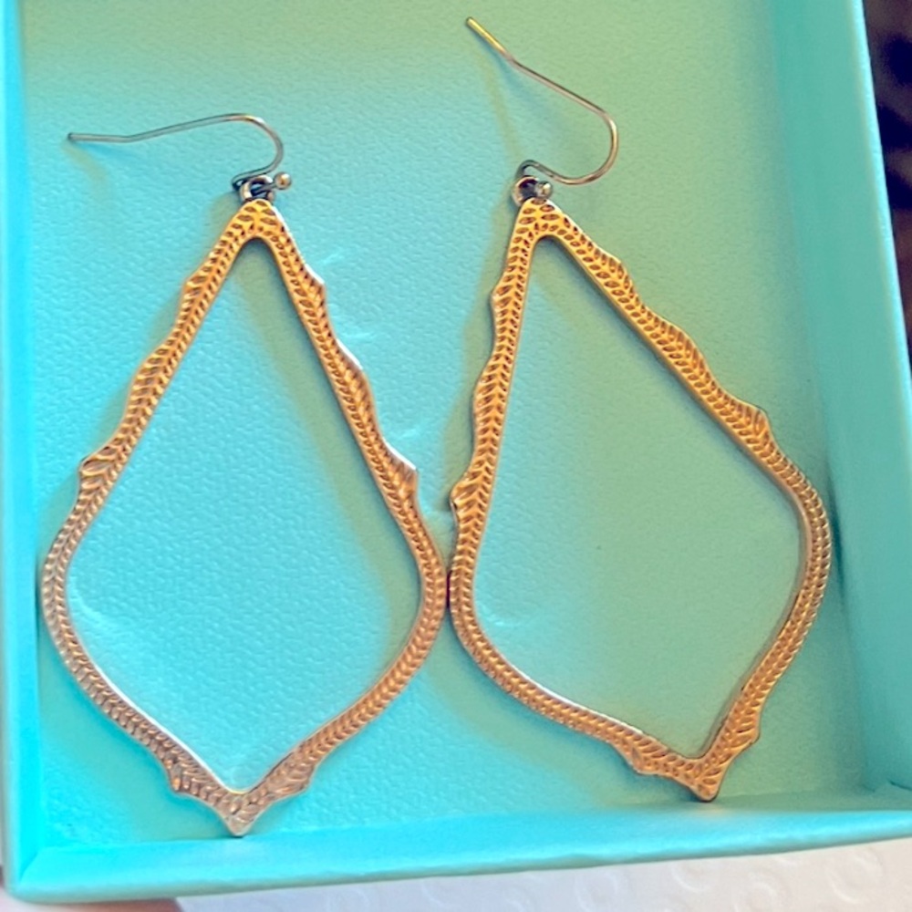 Kendra Scott • Sophee Drop Earrings • Rose Gold